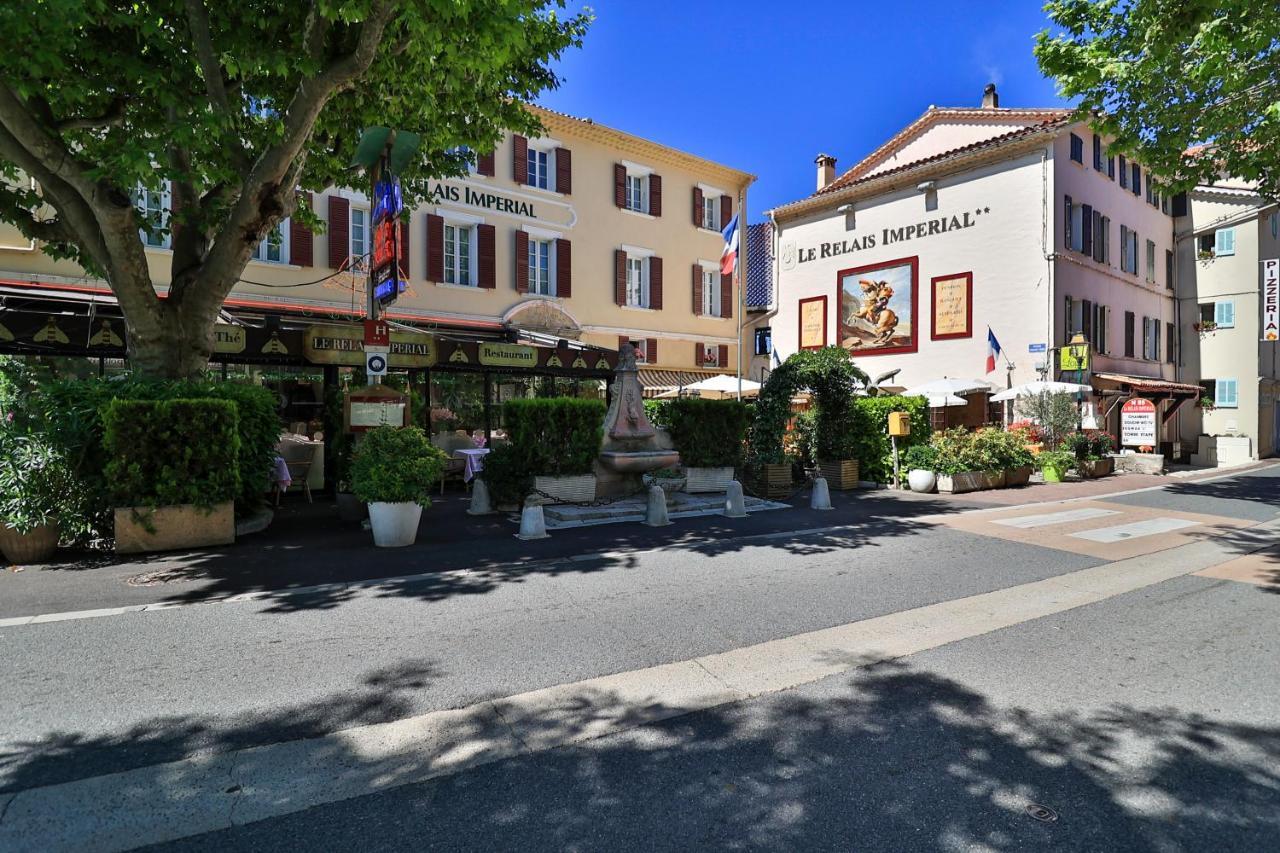 מלון Saint-Vallier-de-Thiey Logis Le Relais Imperial מראה חיצוני תמונה