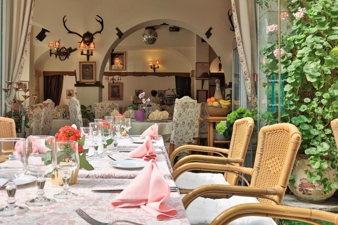 מלון Saint-Vallier-de-Thiey Logis Le Relais Imperial מראה חיצוני תמונה