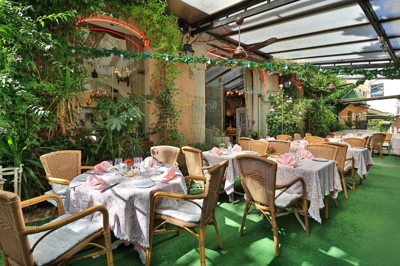 מלון Saint-Vallier-de-Thiey Logis Le Relais Imperial מראה חיצוני תמונה