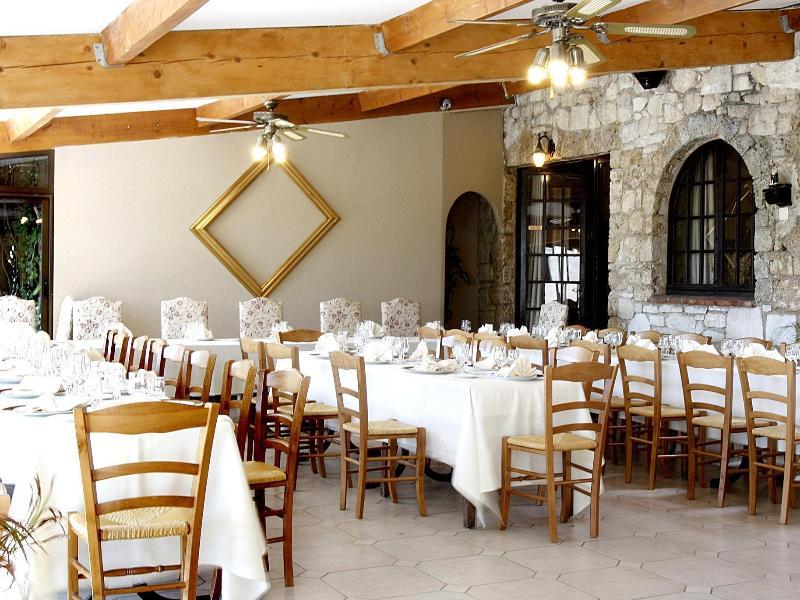 מלון Saint-Vallier-de-Thiey Logis Le Relais Imperial מראה חיצוני תמונה