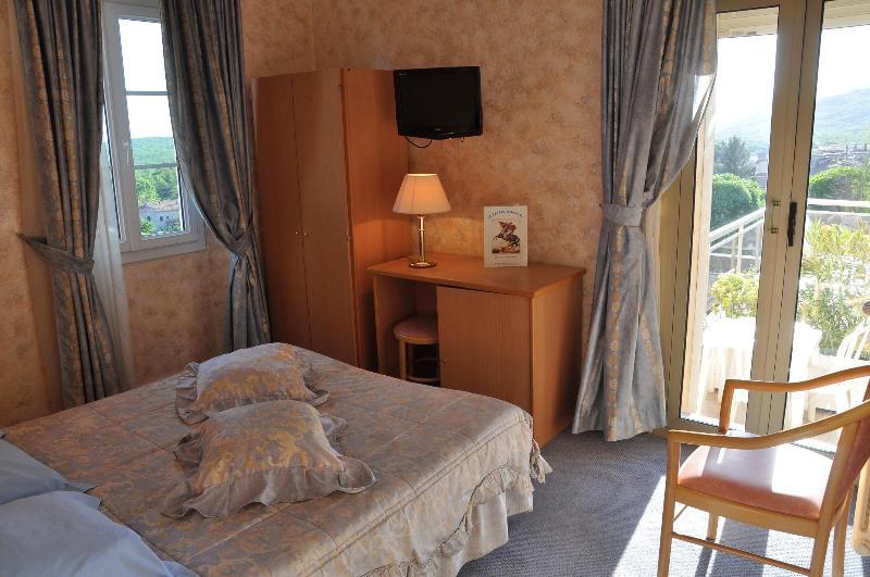 מלון Saint-Vallier-de-Thiey Logis Le Relais Imperial מראה חיצוני תמונה